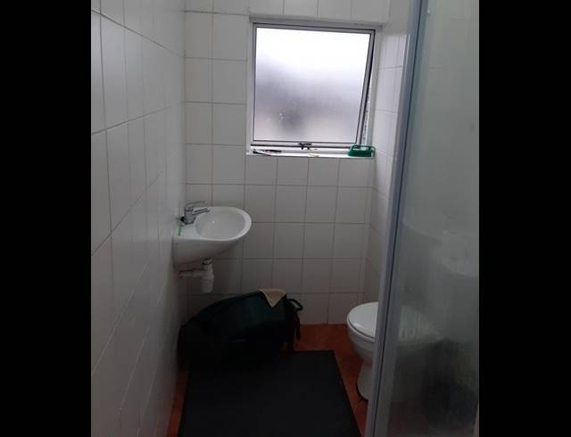 1 BEDROOM PROPERTY TO RENT IN GOODWOOD CENTRAL